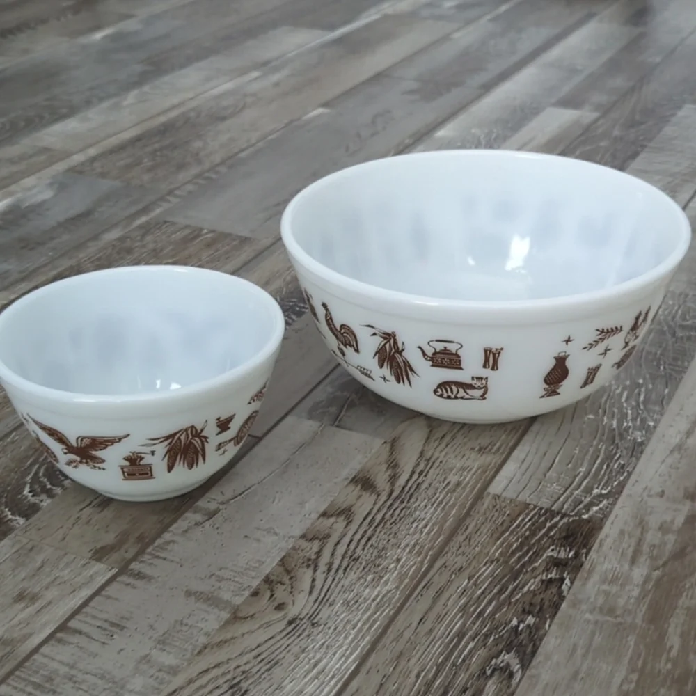 Vintage Pyrex Early American Mixing Bowl Set (2) 2.5 Qt #403 & 1.5 Pt #401 - Picture 13 of 13